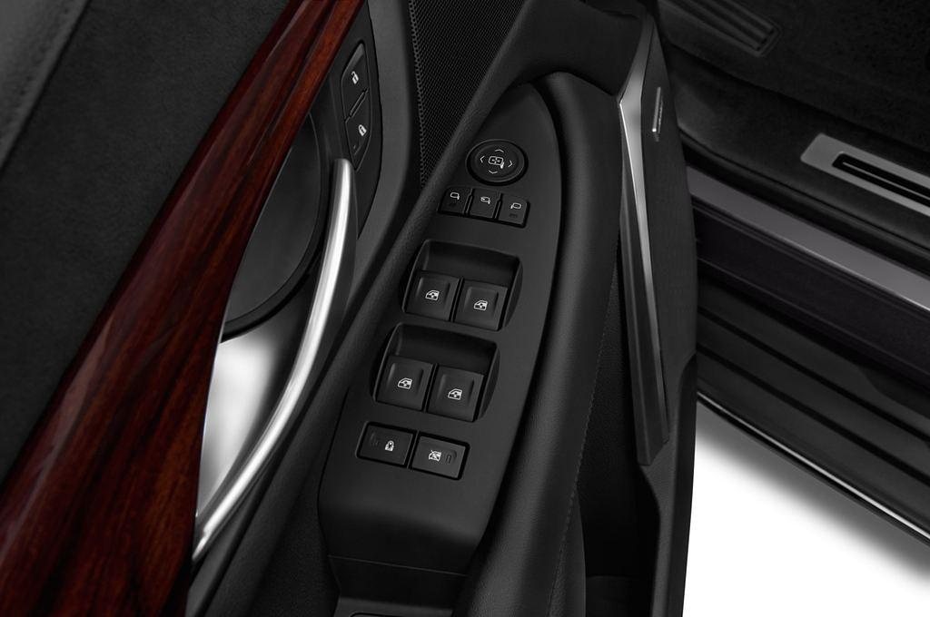 Cadillac Escalade (Baujahr 2015) Premium 5 Türen Bedienungselemente Tür