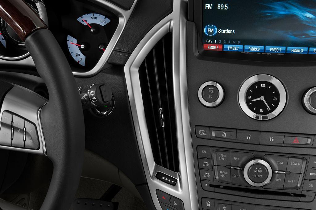 Cadillac SRX (Baujahr 2009) Elegance 5 Türen Lüftung