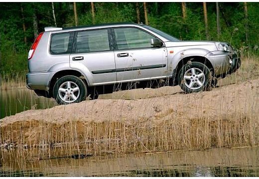 NISSAN-X-Trail-2-0-4x4--2001-2003-