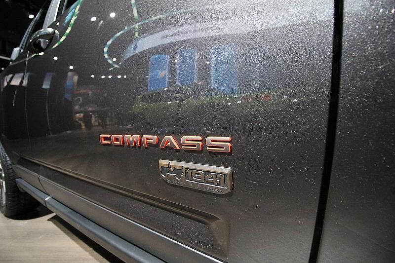 Jeep Compass Sport 75th Anniversary Edition 4x4 2