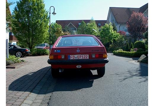 Opel Manta Coupé (1975–1982)