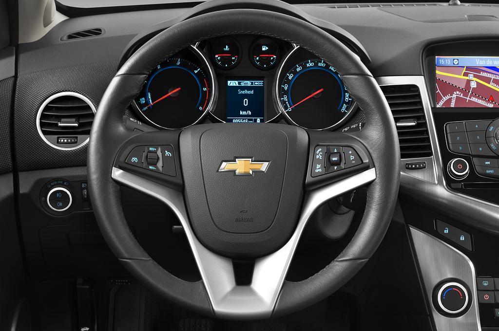 Chevrolet Cruze (Baujahr 2013) LTZ 5 Türen Lenkrad