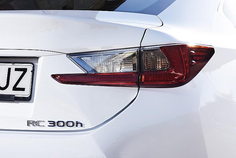 Lexus RC 300h