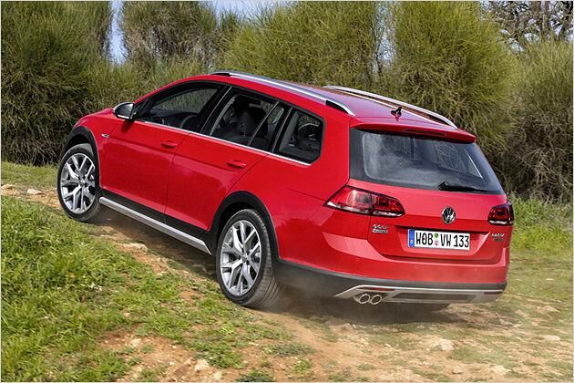 Mit dem Offroad-Fahrprofil wird unter anderem ein Bergabfahrassistent aktiviert