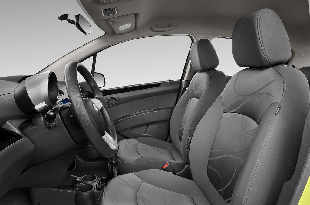 Chevrolet Spark (Baujahr 2011) LS 5 Türen Vordersitze