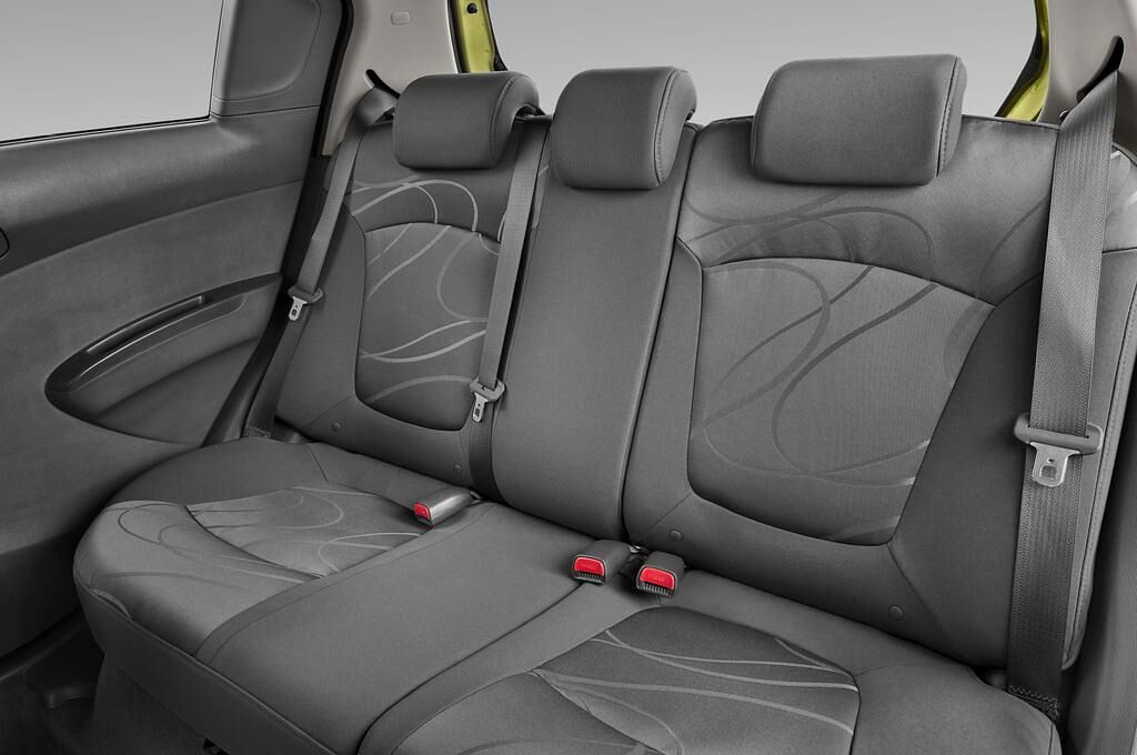 Chevrolet Spark (Baujahr 2011) LS 5 Türen Rücksitze