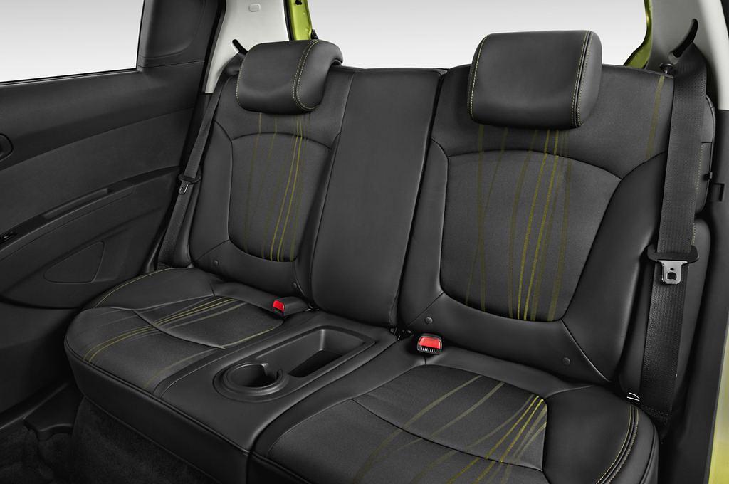 Chevrolet Spark (Baujahr 2013) LS 5 Türen Rücksitze
