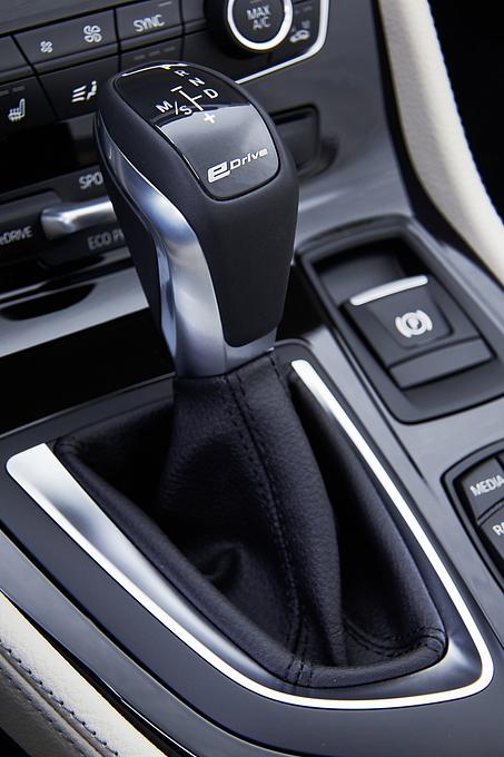 BMW 225xe Active Tourer - die Sechsgangautomatik