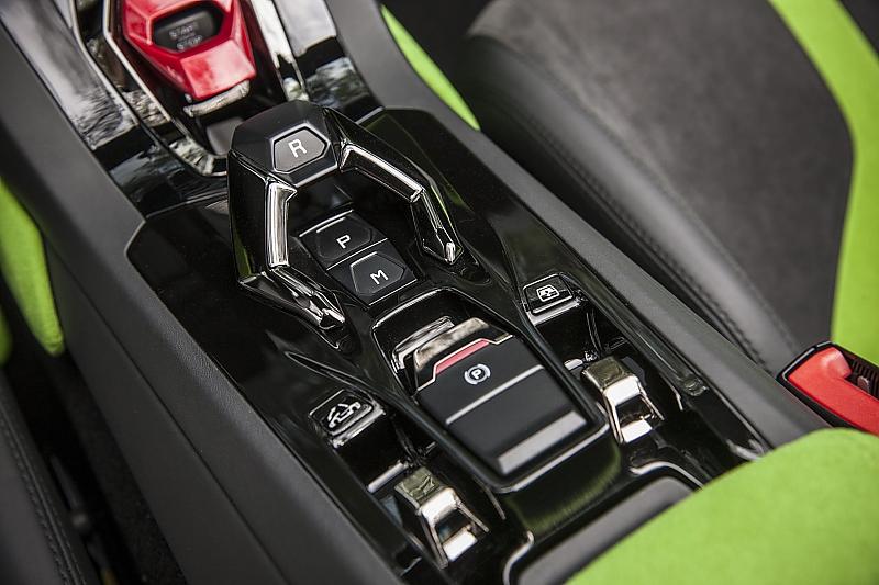 Lamborghini Huracan LP 610-4 Spyder - die Schalter: Geschmackssache