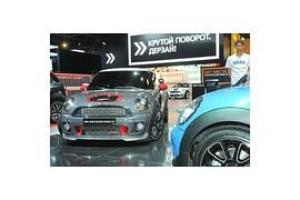 Moskau 2012: MINI präsentiert neue John-Cooper-Works-Modelle