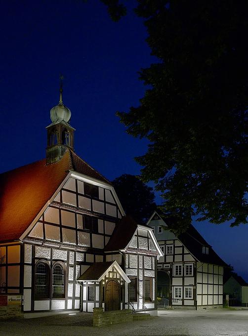 Auch Fachwerkhäuser erstrahlen in einem passendem Licht
