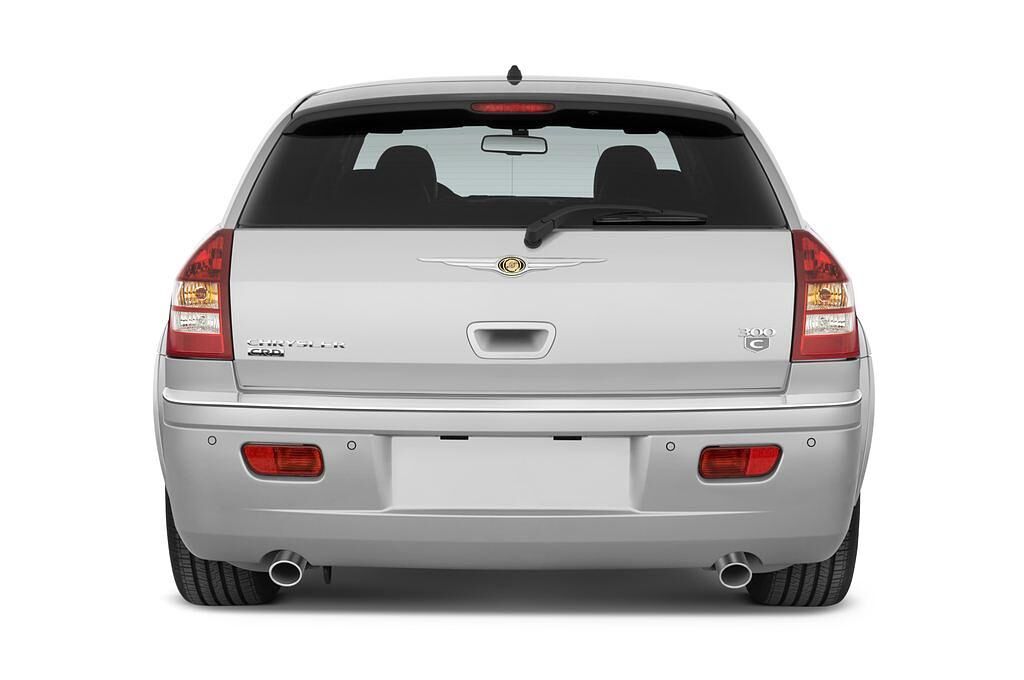 Chrysler 300 (Baujahr 2010) - 5 Türen Heckansicht