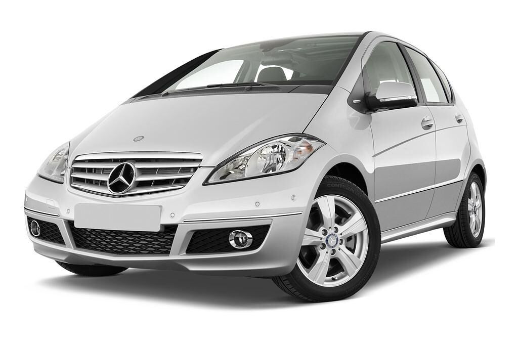 Mercedes A-Class (Baujahr 2011) Avantgarde 5 Türen seitlich vorne mit Felge