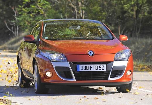 RENAULT-Megane-dCi-160-FAP-Coupe--2009-2010-