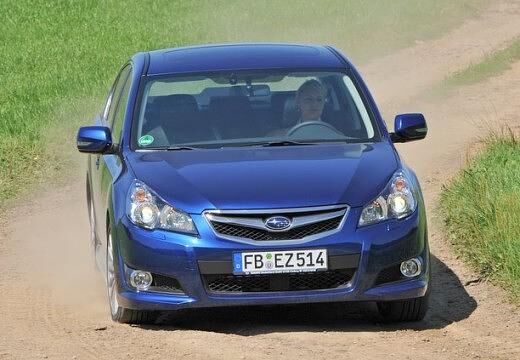 SUBARU-Legacy-2-0i--2009-