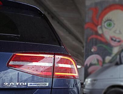 Unser 150 PS starker Diesel ist mit der BlueMotion-Technology ausgestattet. Das soll den Verbrauch laut VW auf gerade mal 4,4 Liter pro 100 Kilometer drücken. Im Test kamen wir auf 6,5 Liter.