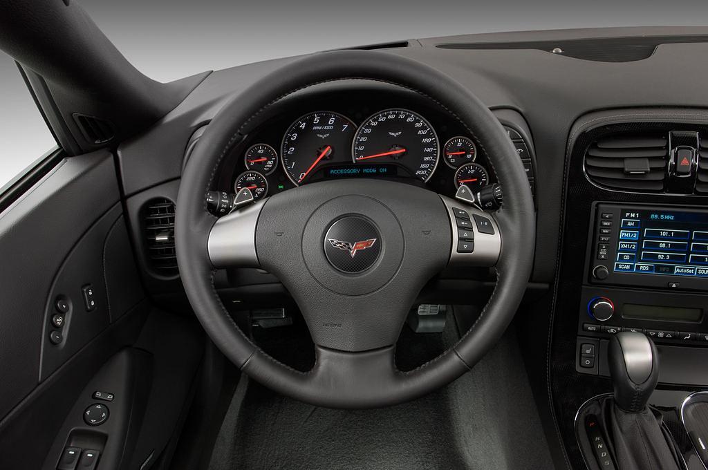 Chevrolet Corvette (Baujahr 2011) Coupe 2 Türen Lenkrad