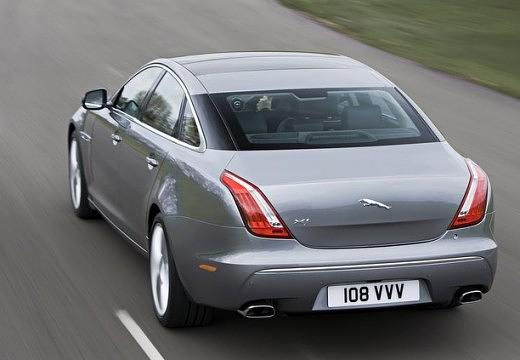 JAGUAR-XJ-3-0-V6-Diesel--2009-