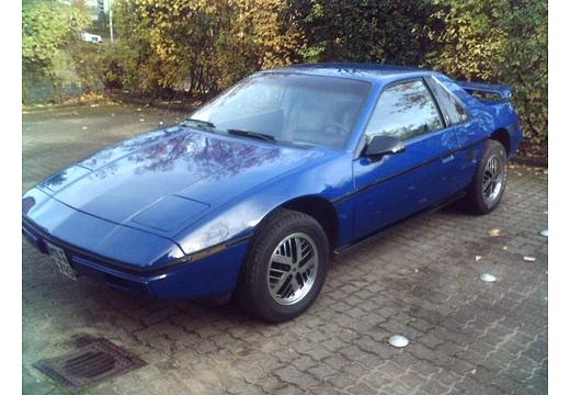 Pontiac Fiero Coupé (1983–1988)
