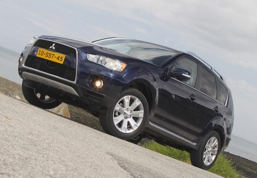 MITSUBISHI-Outlander-2-0-2WD--2010-
