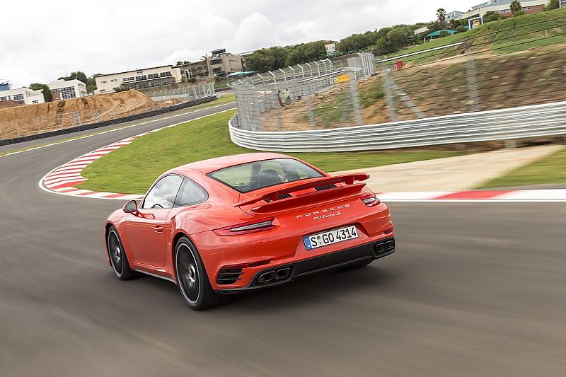 Porsche 911 Turbo S Jahrgang 2016