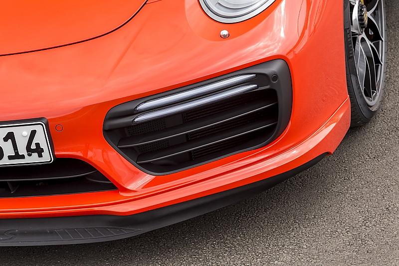 Porsche 911 Turbo S Jahrgang 2016
