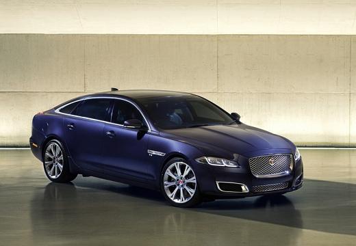 JAGUAR-XJ-3-0-V6-Kompressor-AWD--2015-