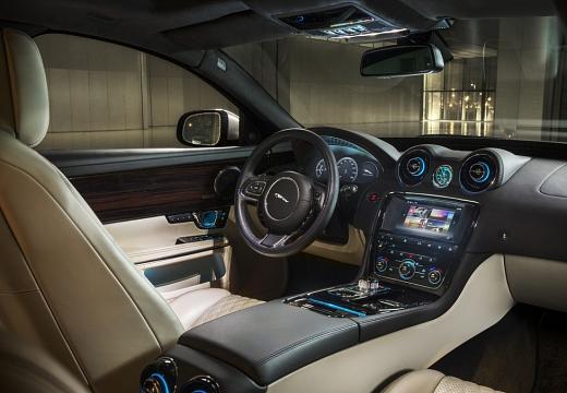 JAGUAR-XJ-3-0-V6-Kompressor-AWD--2015-