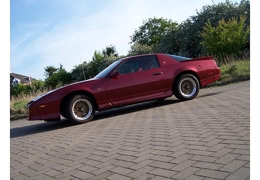 Pontiac Firebird Coupé (1982–1992)