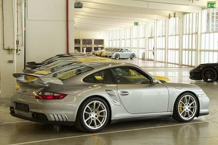 Porsche Museumslager zieht um