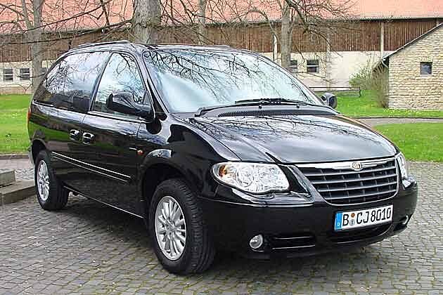 Neu: Die Scheinwerfer und der Kühlergrill