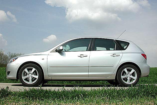 Ganz schön lang: der Mazda 3 ist mit 4,42 Metern ein ganz Großer in seinem Segment