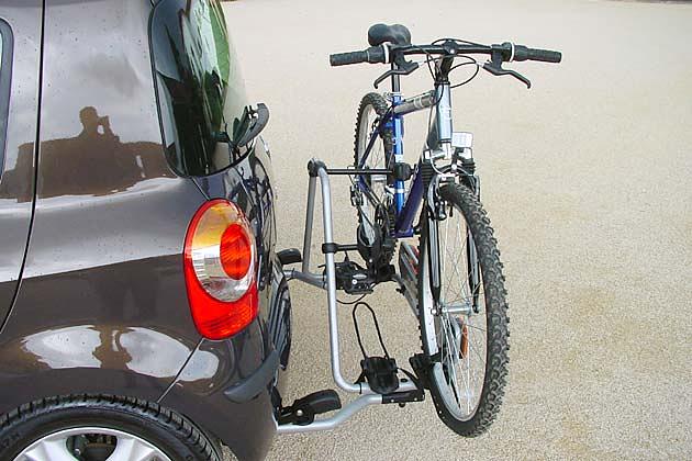 Für 300 Euro Aufpreis wird ein Heck-Fahrradträger angeboten