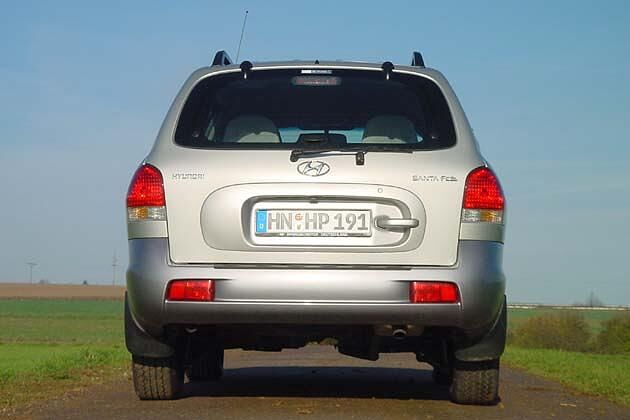 Am Heck gibt es im Modelljahr 2005 anders gestaltete Leuchten