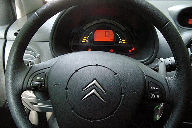 Instumente: Die Sensodrive-Version mit Schaltwippen