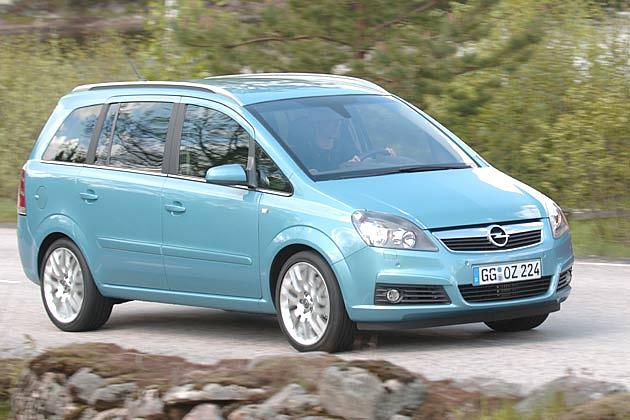 Unter anderem das Gesicht des Zafira ist dem Astra sehr ähnlich