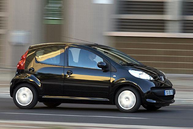 Gegen 450 Euro Aufpreis gibt es bei Peugeot den Fünftürer  mit Ausstellfenstern hinten