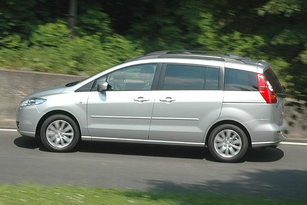 Ganz schön lang: Der Mazda 5 bringt es auf 4,51 Meter