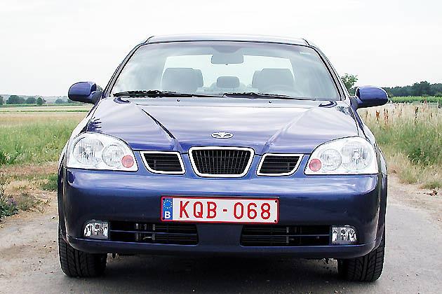 Daewoo-Gesicht mit markanten Zügen