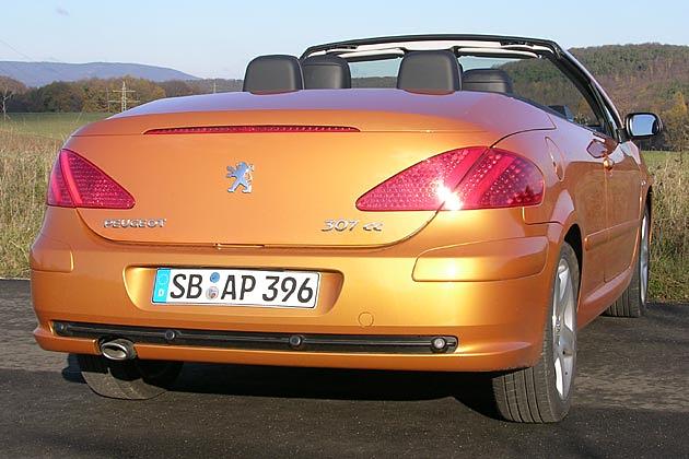 Für das große Coupé-Cabrio gibt es jetzt vier Motoren