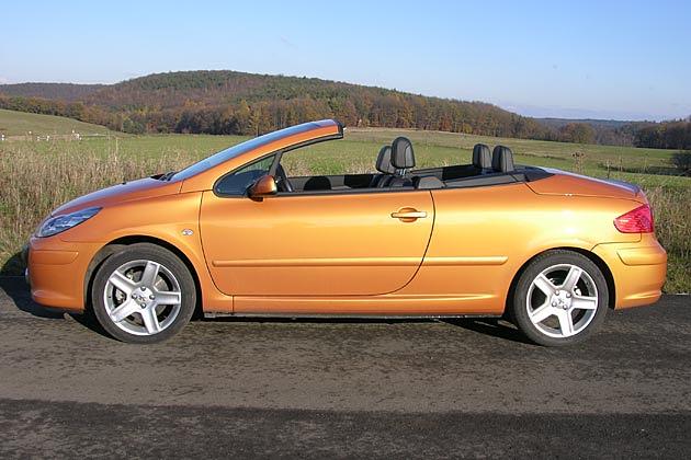 Die Preise für das viersitzige Cabrio mit Metallklappdach beginnen bei 23.500 Euro