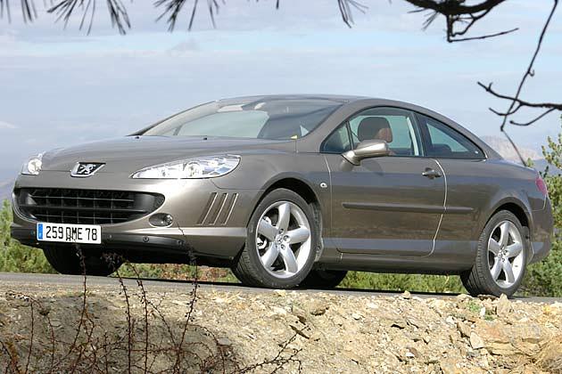 Peugeot 407 Coupé: Die Ähnlichkeit zur Limousine ist vorhanden, aber nicht vordergründig
