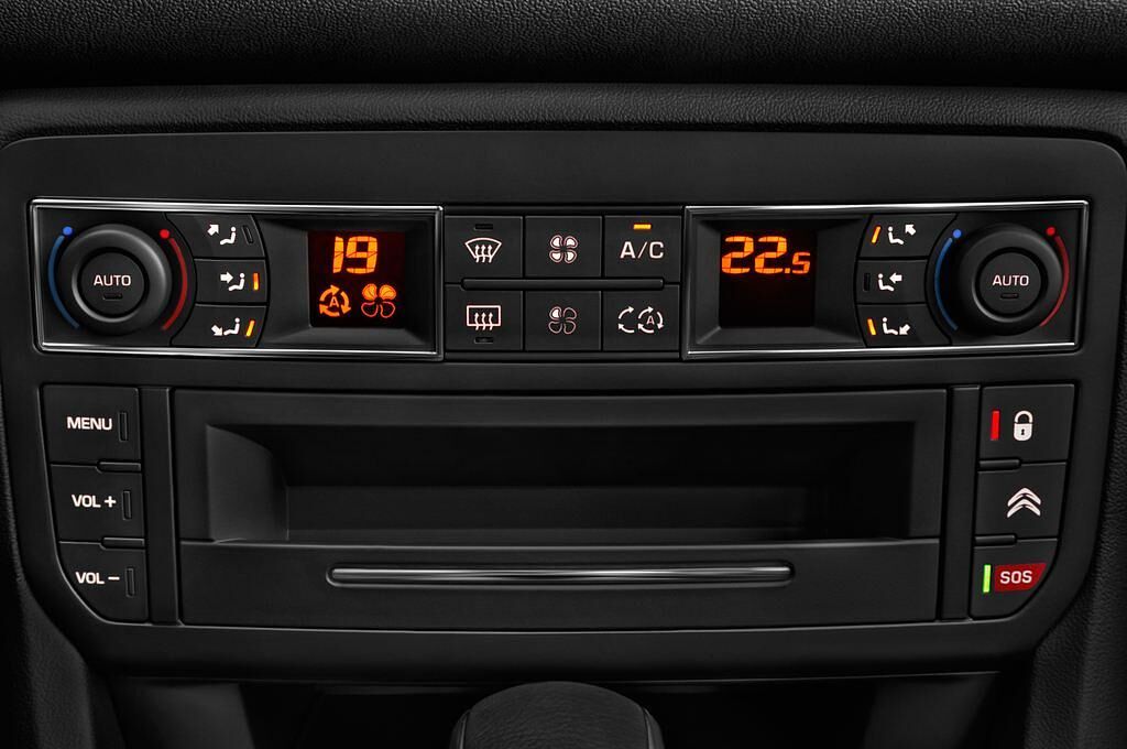 Citroen C5 Tourer (Baujahr 2016) XTR 5 Türen Temperatur und Klimaanlage