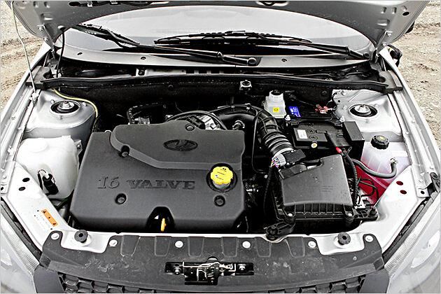 Im Motorraum des Russen arbeitet ein leiser und laufruhiger 1,6-Liter-Vierzylinder-Saugbenziner mit 98 PS