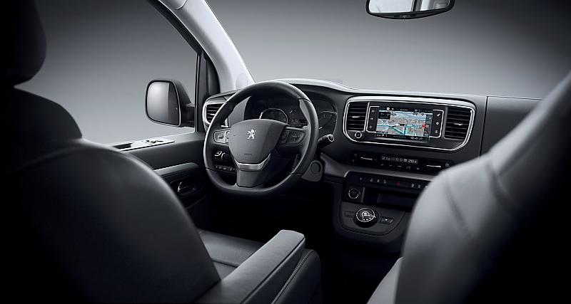 Der Innenraum des Peugeot Traveller