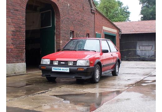 Mazda 323 Schrägheck (1980–1985) 1.5 (88 PS)