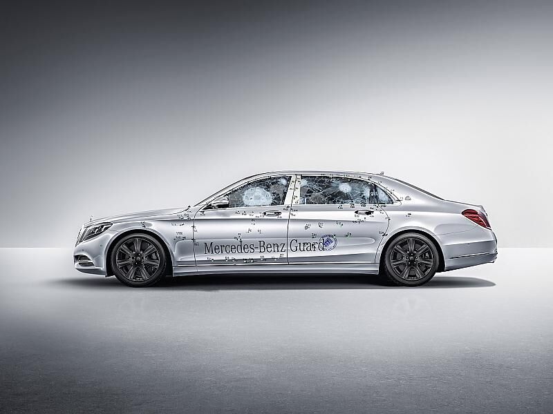 Mercedes Fahrertraining für Panzerlimousinen - vom Beschussamt Ulm hart rangenommen