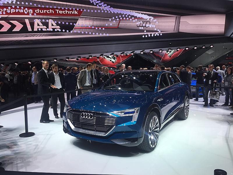 Der Audi Q6 e-tron wird 2018 seine Premiere feiern