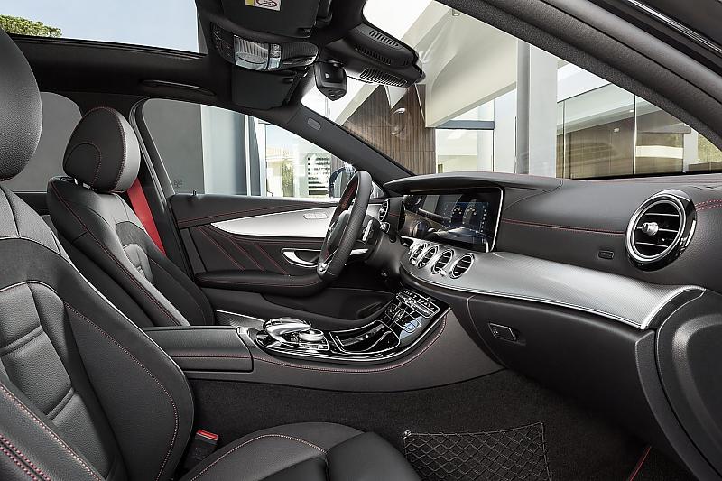 Die erste Reihe im Mercedes AMG E 43 4matic