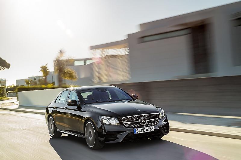 Mercedes AMG E 43 4matic - Weltpremiere auf der New York Autoshow